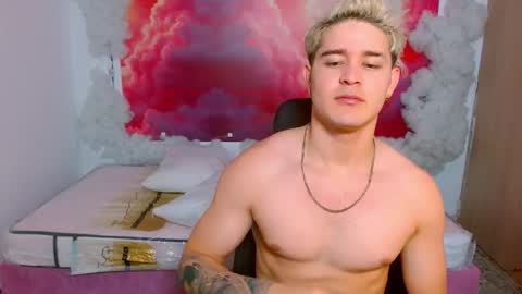 Alex online show from November 22, 7:35 pm