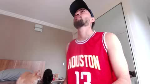 Alex online show from January 4, 5:05 pm