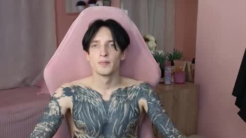 Snapshot of alexxone_ chatting on September 30, 12:53 pm Alex online show from September 30, 12:53 pm