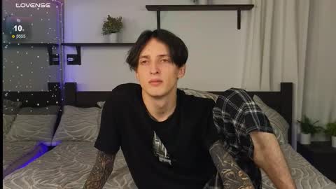 Snapshot of alexxone_ chatting on October 10, 12:54 pm Alex online show from October 10, 12:54 pm