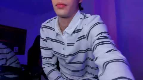 alexxus_smith online show from February 17, 11:20 am