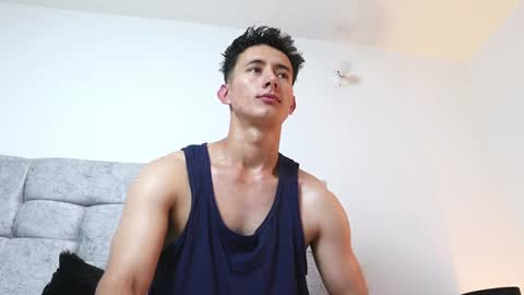 Snapshot of alexxx__01 chatting on January 24, 12:31 am Alex online show from January 24, 12:31 am
