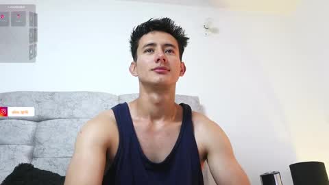 Snapshot of alexxx__01 chatting on February 13, 12:46 am Alex online show from February 13, 12:46 am