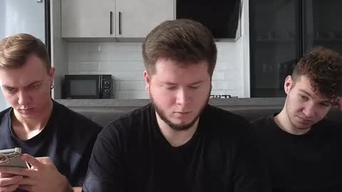 AlexDimaIgor online show from February 18, 9:18 am