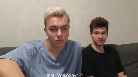 Snapshot of alexxx_d chatting on September 13, 3:24 pm AlexDimaIgor online show from September 13, 3:24 pm