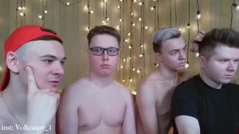 Snapshot of alexxx_d chatting on February 28, 6:20 pm AlexDimaIgor online show from February 28, 6:20 pm