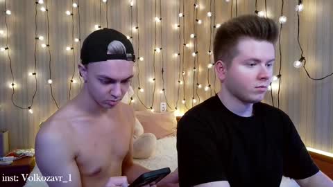 Snapshot of alexxx_d chatting on January 21, 6:11 pm AlexDimaIgor online show from January 21, 6:11 pm