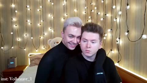 Snapshot of alexxx_d chatting on January 13, 1:28 pm AlexDimaIgor online show from January 13, 1:28 pm