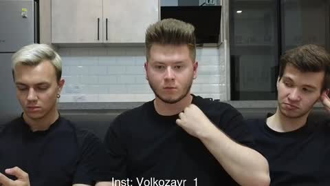 Snapshot of alexxx_d chatting on September 28, 8:51 pm AlexDimaIgor online show from September 28, 8:51 pm
