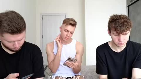 AlexDimaIgor online show from April 20, 8:17 am