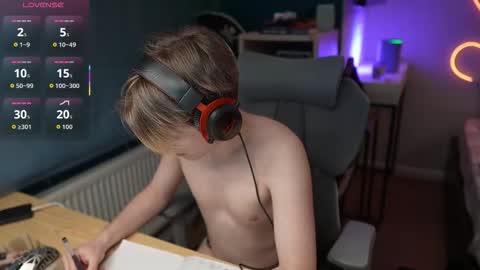 Alexycutie online show from February 6, 3:42 pm