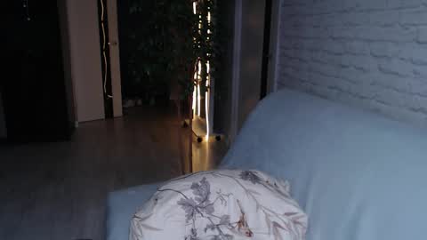 Alfie online show from November 21, 6:45 am