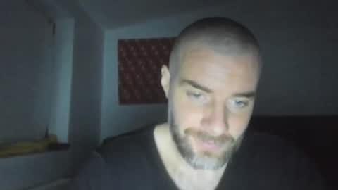 alfiesolomons87 online show from January 8, 8:14 pm