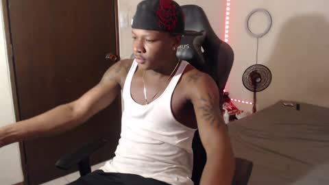 Snapshot of alid_17 chatting on January 8, 11:19 pm Alid 17 online show from January 8, 11:19 pm
