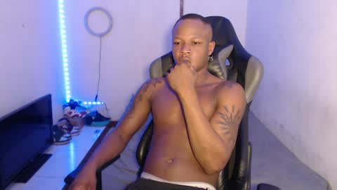 Snapshot of alid_17 chatting on January 13, 5:55 pm Alid 17 online show from January 13, 5:55 pm