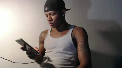 Snapshot of alid_17 chatting on March 12, 7:02 am Alid 17 online show from March 12, 7:02 am