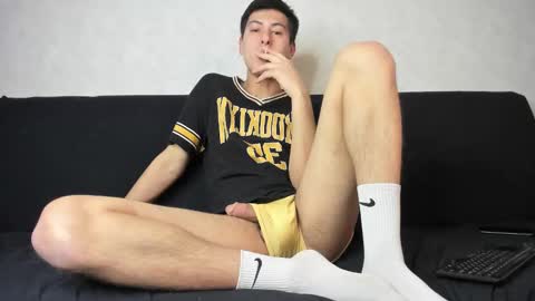 Snapshot of alikuskya chatting on January 18, 2:23 pm Dan online show from January 18, 2:23 pm