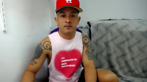 Snapshot of allen_69xx chatting on January 29, 3:26 pm allen online show from January 29, 3:26 pm