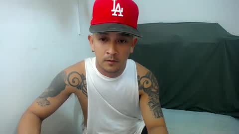 Snapshot of allen_69xx chatting on March 7, 2:15 am allen online show from March 7, 2:15 am