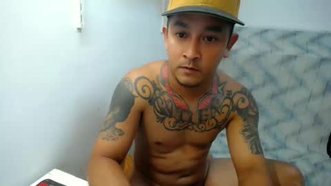 Snapshot of allen_69xx chatting on October 16, 4:04 pm allen online show from October 16, 4:04 pm