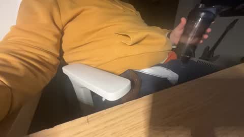 allowis2 online show from October 16, 7:55 pm