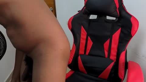 alluringangel01 online show from March 10, 3:01 am