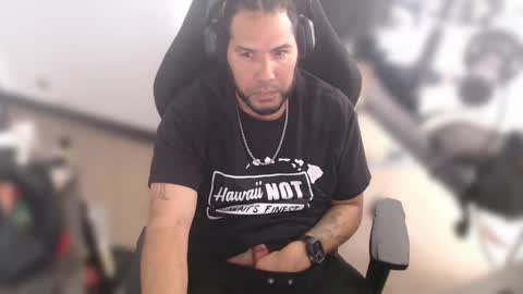 simplyfaded online show from February 6, 10:53 pm