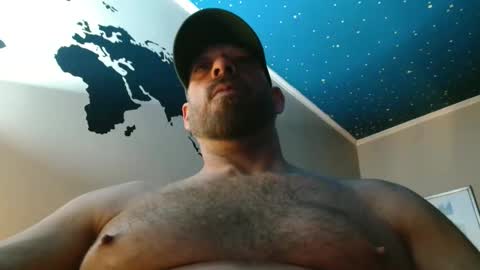 Snapshot of alph4beto chatting on September 30, 2:51 am ALPH4BETO online show from September 30, 2:51 am