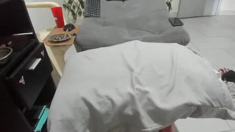 alpha smit online show from September 19, 9:25 pm