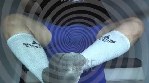 Snapshot of alphacashmaster777 chatting on September 24, 2:22 am cashmaster findom online show from September 24, 2:22 am