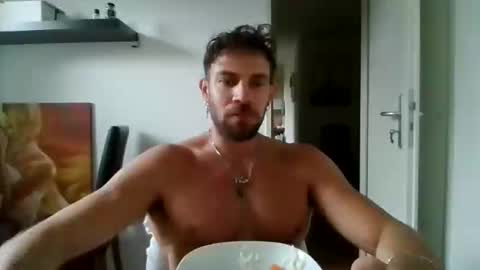 Snapshot of alphah_hunk chatting on September 22, 3:00 pm alphah_hunk online show from September 22, 3:00 pm