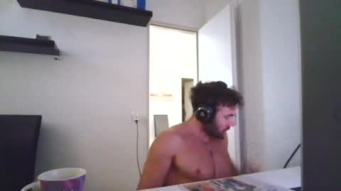 alphah_hunk online show from July 26, 3:20 pm