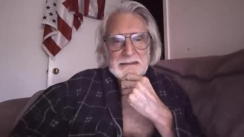 AlphaUniform online show from April 25, 5:43 pm