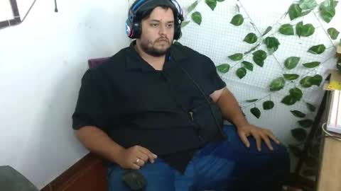 Snapshot of altairstudiosboy chatting on October 11, 1:48 pm Jhosep online show from October 11, 1:48 pm