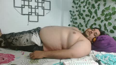 Snapshot of altairstudiosboy chatting on January 28, 2:43 am Jhosep online show from January 28, 2:43 am