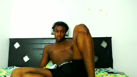 ambartxsex online show from June 25, 12:13 am
