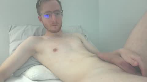 Snapshot of amekatt chatting on January 3, 1:03 pm Amekatt online show from January 3, 1:03 pm
