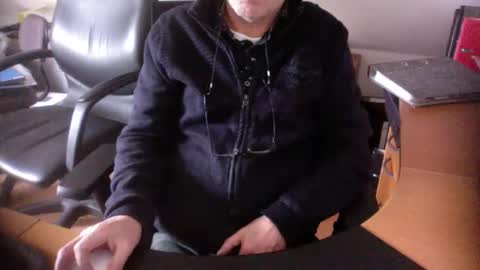 Amor2200 online show from February 4, 10:00 am