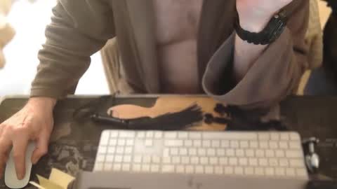 amslave4f online show from April 29, 9:25 am