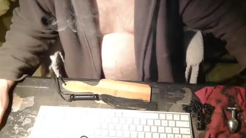 amslave4f online show from February 25, 8:14 am