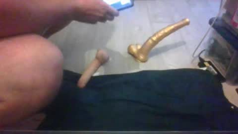 analgod098 online show from April 24, 11:56 am