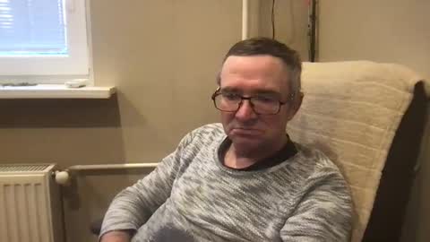 andreass60 online show from December 18, 1:07 pm