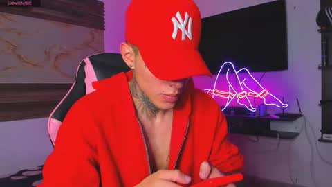Snapshot of andrees_s chatting on September 19, 2:56 am andrees_s online show from September 19, 2:56 am