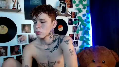 Andrew online show from January 29, 12:22 am