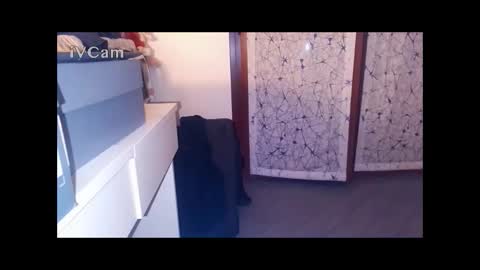 andregio0087 online show from March 6, 6:38 pm