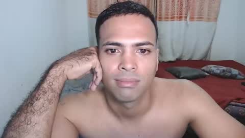 Snapshot of andresfern chatting on March 1, 12:17 am ANDRES online show from March 1, 12:17 am