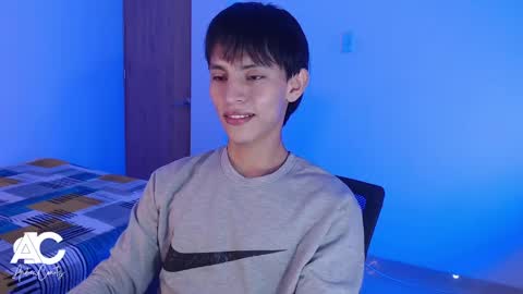 Andrew Courtz online show from April 23, 6:32 pm