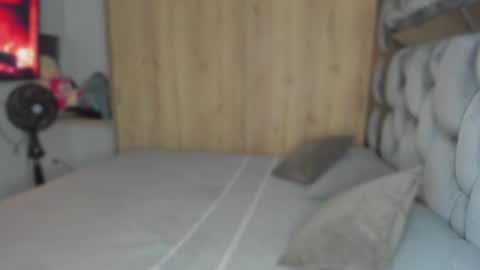 Snapshot of andrew_twink18 chatting on October 2, 10:19 am Andrew M. online show from October 2, 10:19 am