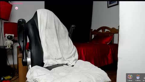 Andrewlamar21 online show from November 8, 11:30 pm