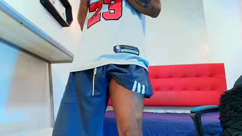   online show from September 16, 8:20 pm